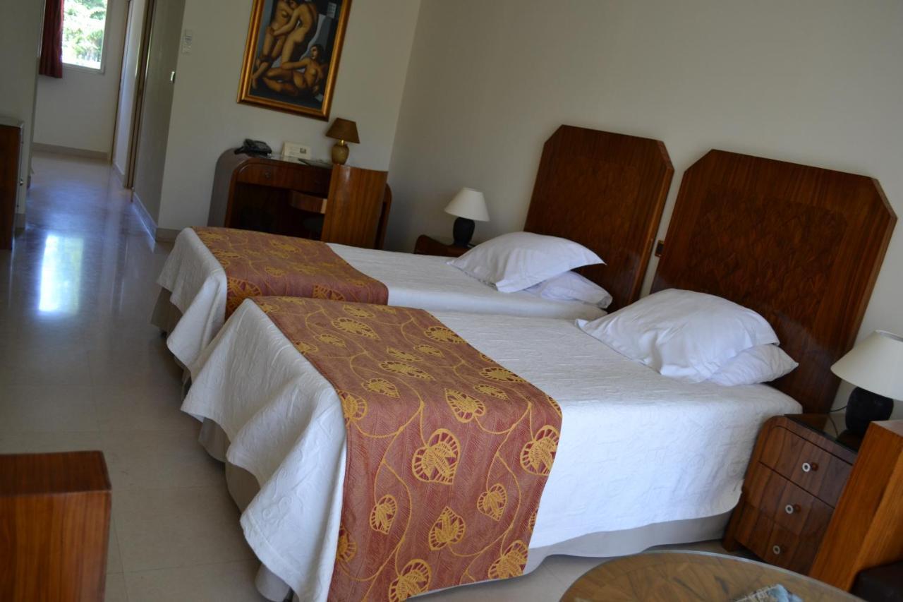 Logis L'Auberge - Maison Glenn Anna Sainte-Anne-d'Auray Room photo